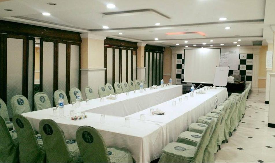 רוואלפינדי Potohar Hotel מראה חיצוני תמונה